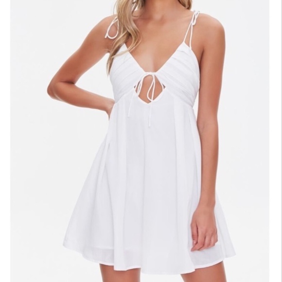 Dresses & Skirts - NWT White Forever 21 Tie Shoulder Cutout Baby Doll Dress